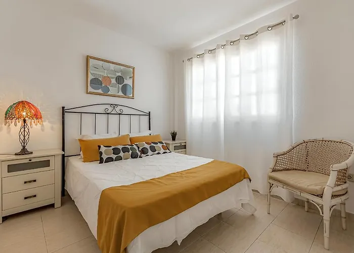 Апартаменты The Heights 2 Bedroom Лос Кристианос