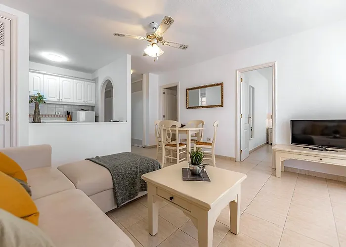 Апартаменты The Heights 2 Bedroom Лос Кристианос