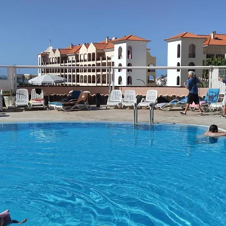 Апартаменты The Heights 2 Bedroom *